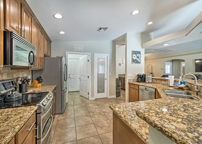 3 Mi To Lake: Havasu W/ Pool! Lake Havasu City