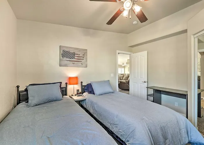 3 Mi To Lake: Havasu W/ Pool! Lake Havasu City